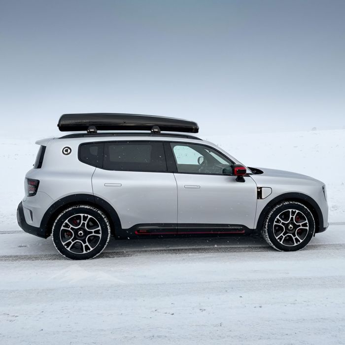 Smart #5 med Thule takstativ og Skiguard 830 touring takboks